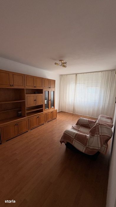Vând apartament 2 camere decomandat etaj 4/4
