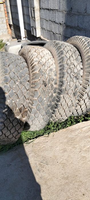 Продам шиины с дисками р12