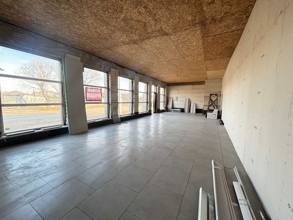 Торговое помещение, 89.8 м², 8 Марта