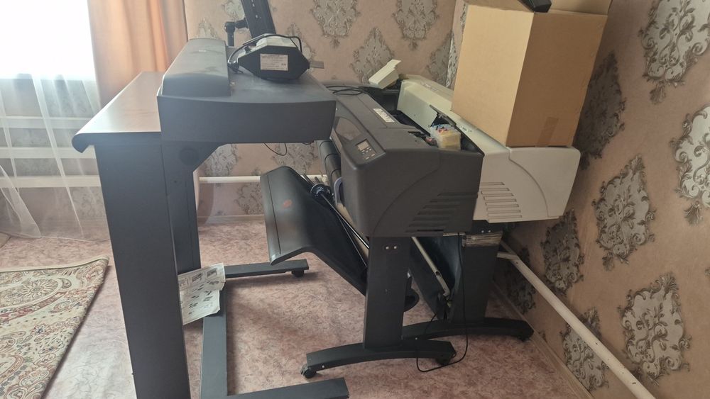 Продам  принтер.