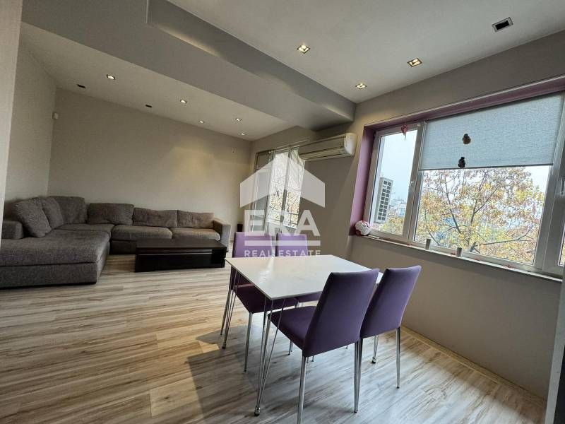Продава се Тристаен апартамент в Хасково, Център - 68 кв.м за 1299 €/кв.м - Снимка #5