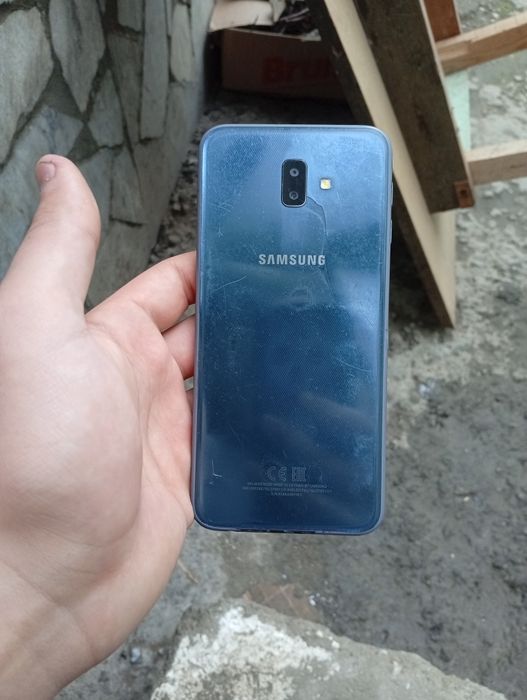 Samsung j6+ zur holatda