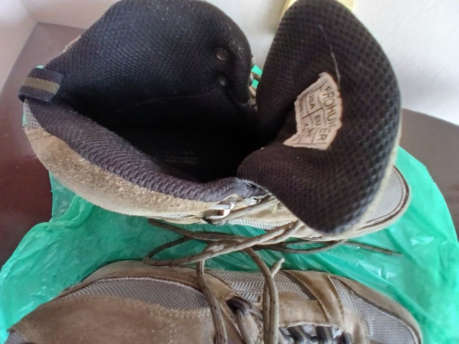 Обувки. ProHunter  за планински туризъм и лов