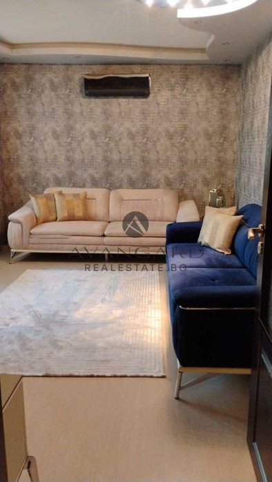 Продава се Многостаен апартамент в Пловдив, Изгрев - 103 кв.м за 1387 €/кв.м - Снимка #1