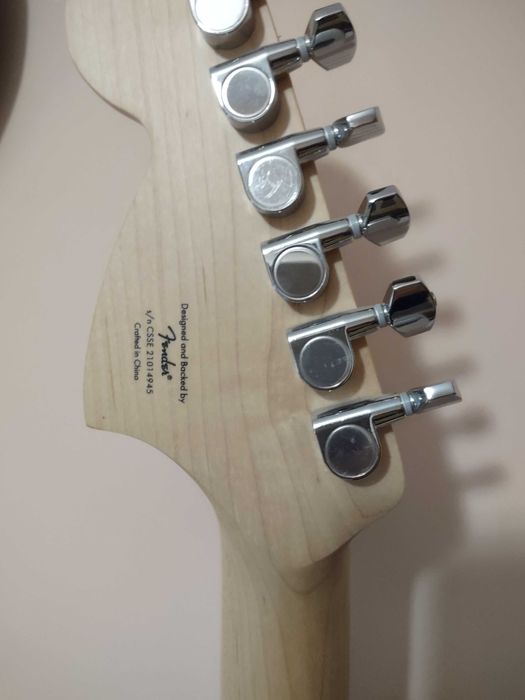 Продава се китара Стратокастер