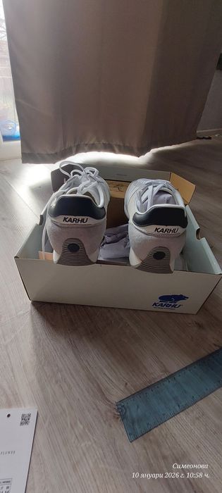 Чисто нови мъжки маратонки