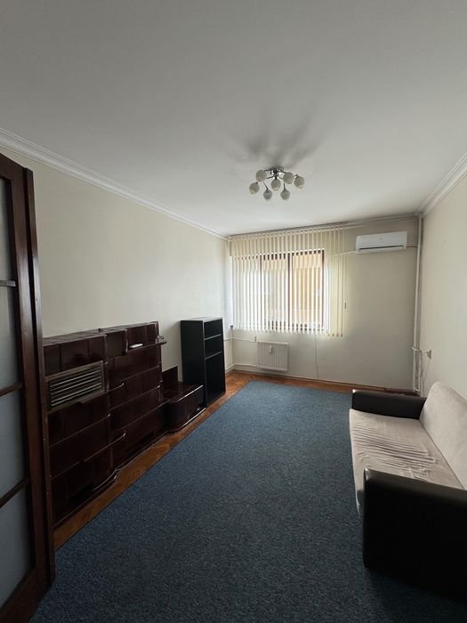 Продава се Четиристаен апартамент в София, Център - 120 кв.м за 4667 €/кв.м - Снимка #1