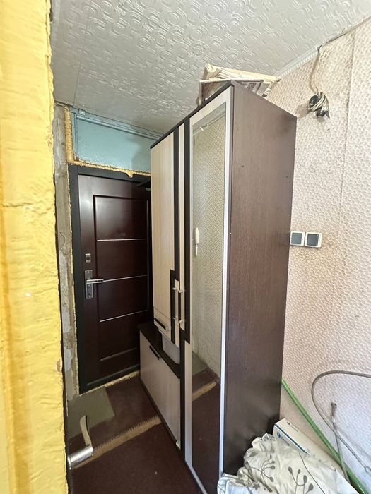 Срочно Продам шкаф в прихожую