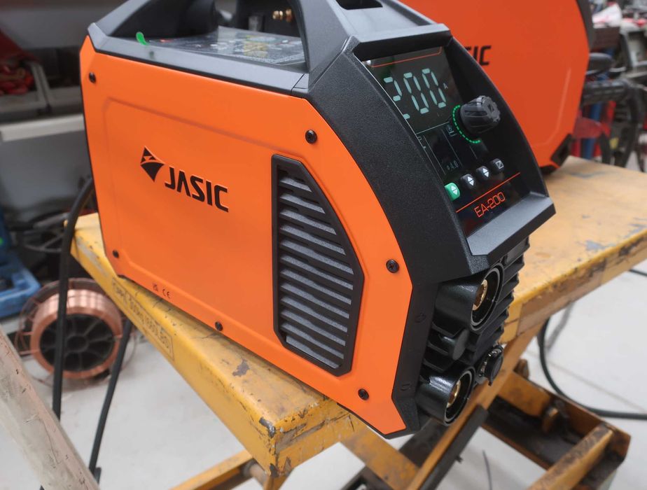 Заваръчен апарат, електрожен, Jasic EVO Arc 200 PFC C/W