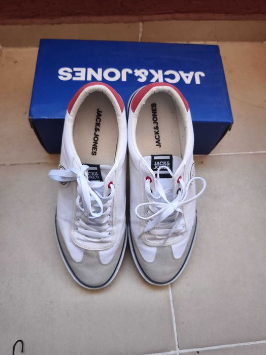 Елегантни спортни обувки Jack and Jones