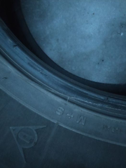 Продам резину 285/60/18