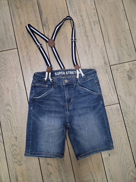 Уникален модел дънкови бермуди с тирани, р.140, възраст 9-10год.