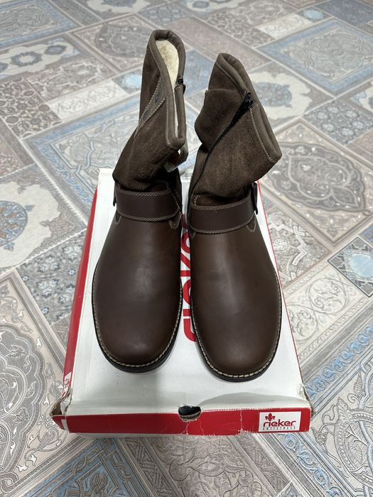 Продам зимнийе ботинки rieker