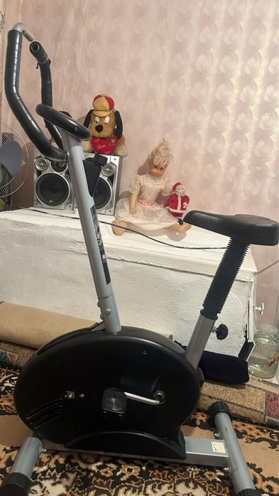Продам тренажерный велосипед
