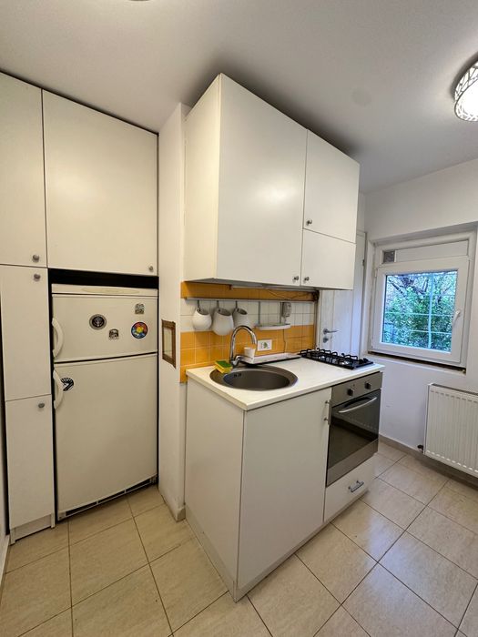 Închiriem Garsonieră Piață Muncii- Voronet