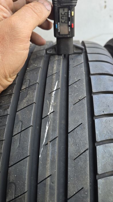 Vând roți originale Mercedes echipate cu anvelope de vara 205 55 16