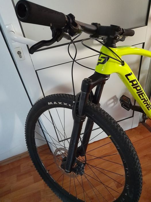 Bicicleta carbon Lapierre