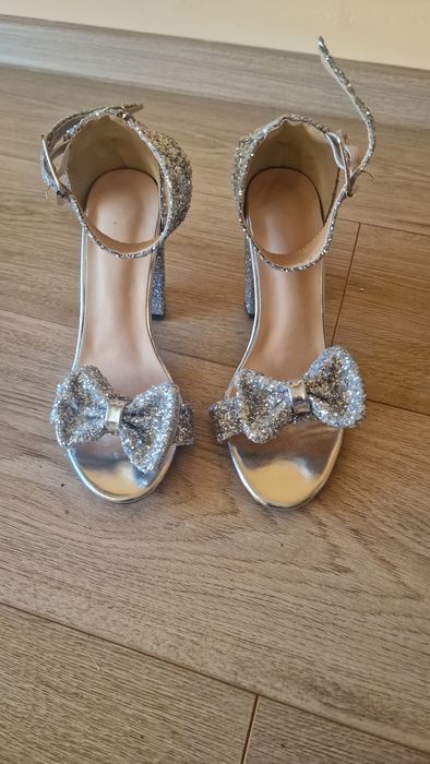 Официални сандали