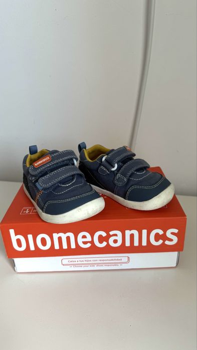 Adidasi Biomecanics marimea 21