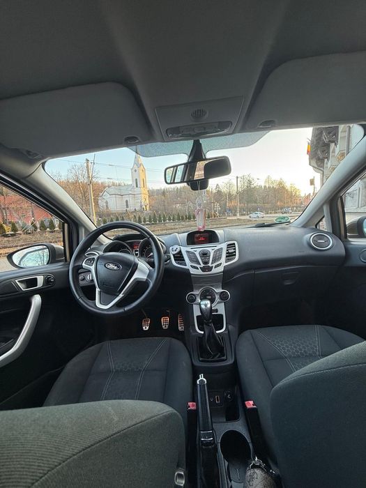 FORD Fiesta 2011 — imagine 5
