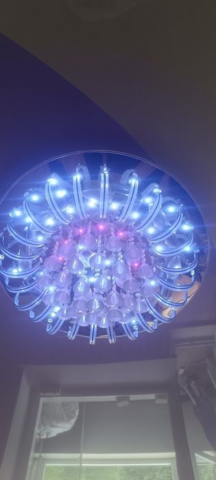 Люстра с пультом управления