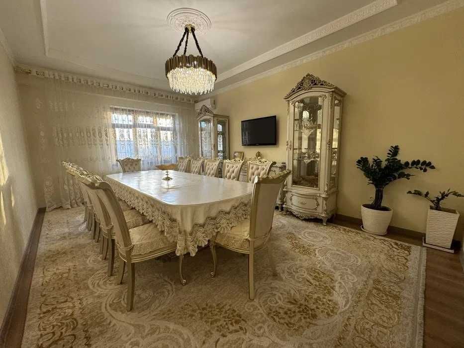 Новостройка улица Махтумкули Евро ремонт 85м2 3/3/7 кирпич