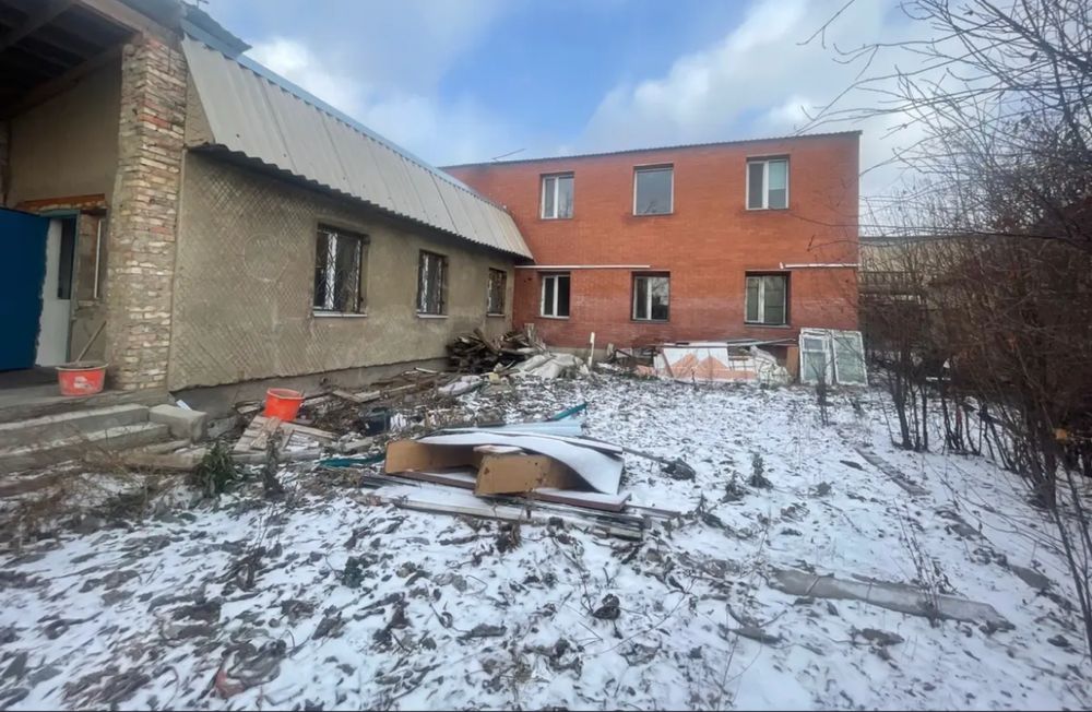 Продам 2х этажный котедж