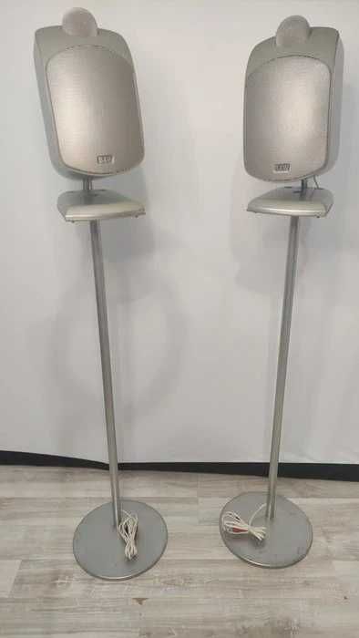 Bowers & Wilkins LM7