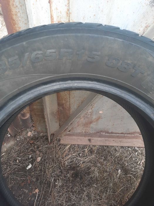 продам всесезонную  резину