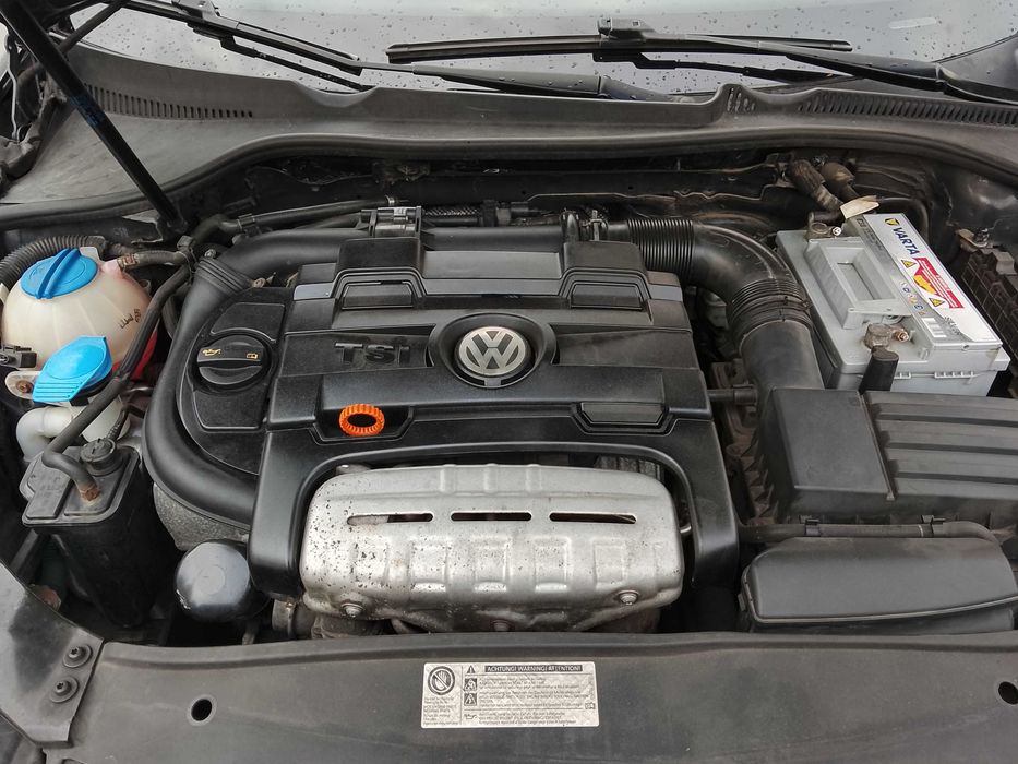 Vind auto vw golf 6 pe benzina