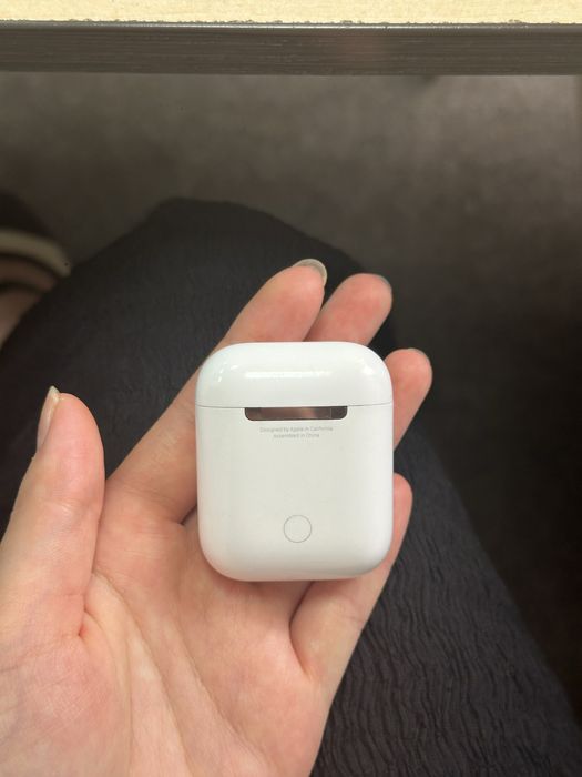 Airpods 2 поколения