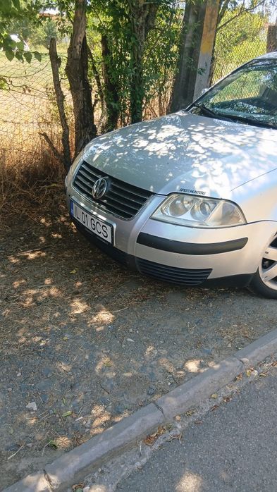 Vând Passat B5.5