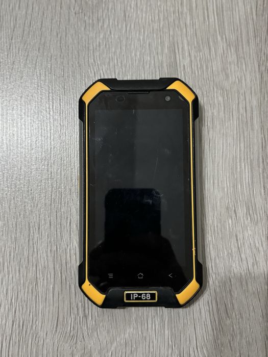 Telefon  rugged rezistent la socuri  Blackview  BV6000S
