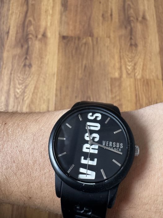 Ceas Versus Versace