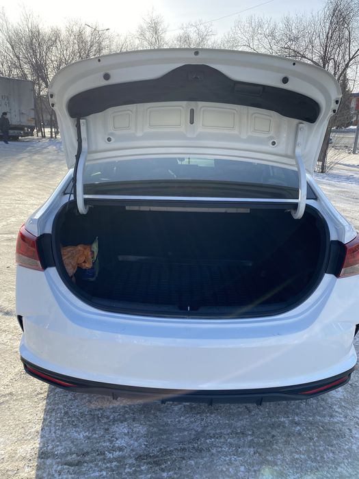 Продам машину Хюндай Акцент