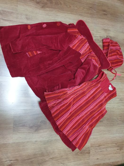 Costumas fetițe 3 ani