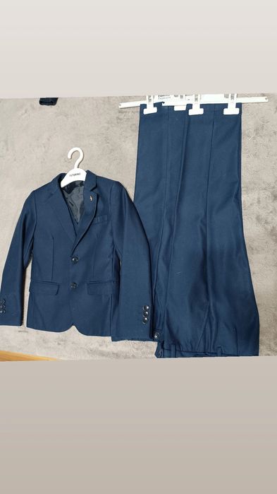 Школьный костюм для 1 класса