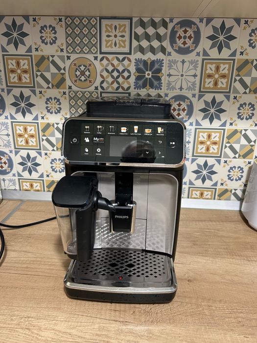 Espresor Philips Lattego 5500