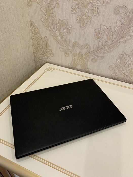 Продаю ноутбук Acer Extensa 215-21