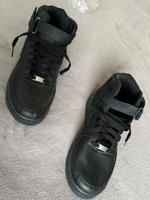 Adidasi nike air force 1