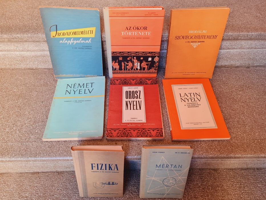 Manuale in limba maghiara,rare, cl V-XIIeditura Bucuresti anii 60