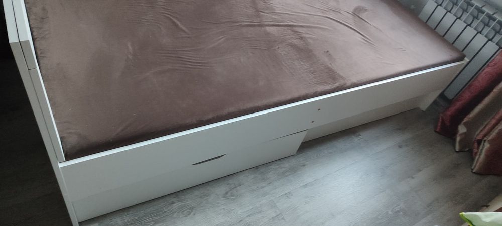 Продам кровать 1.5ка