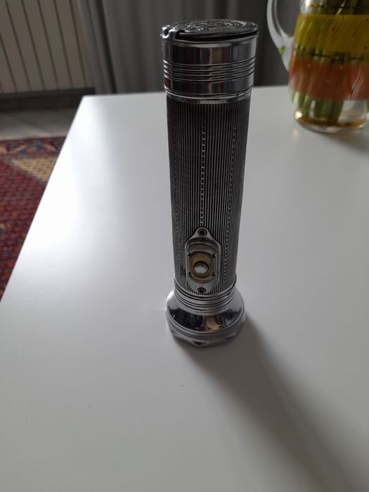 Электрический фонарик