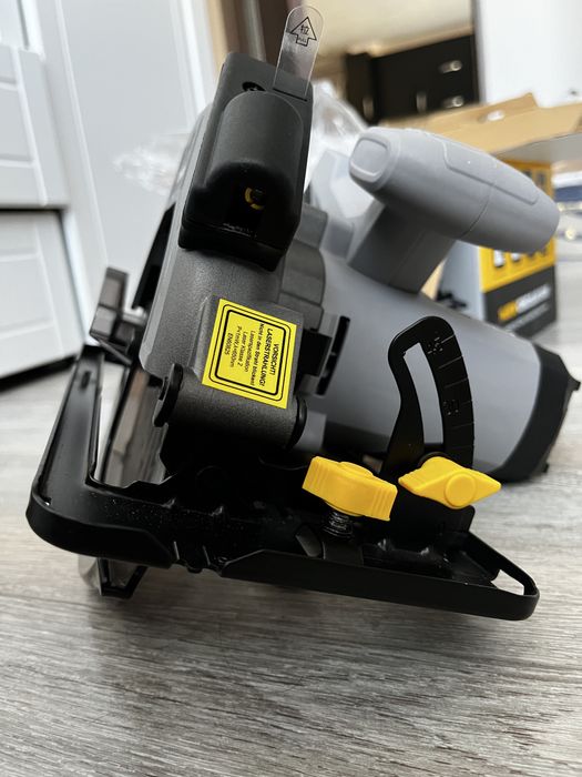 Circular de mana cu fir 1200w