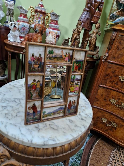 Страхотно антикварно колекционерско огледало ръчно изрисувано