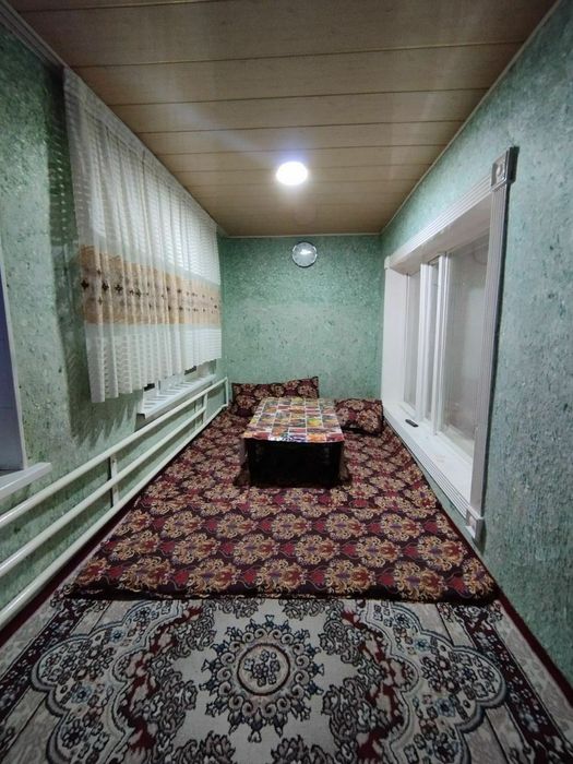 Angrenda 3 xonali kvartira sotiladi 6\4 da