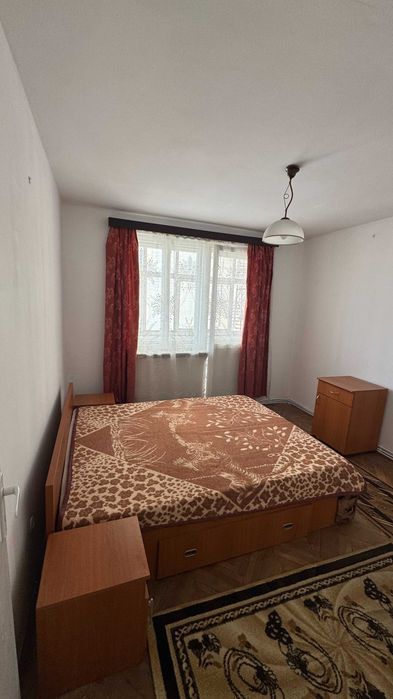 Inchiriez apartament 2 camere ultracentral Baia Mare-230 Euro