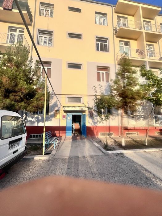 Срочно квартира сотилади