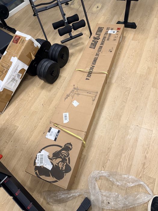 Aparat multifunctional spate, biceps, triceps nou in cutie pret 1000 l