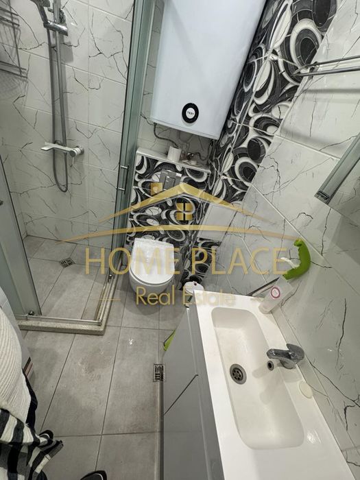 Дава се под наем Едностаен апартамент в Варна, Център - 55 кв.м за 663 € - Снимка #11